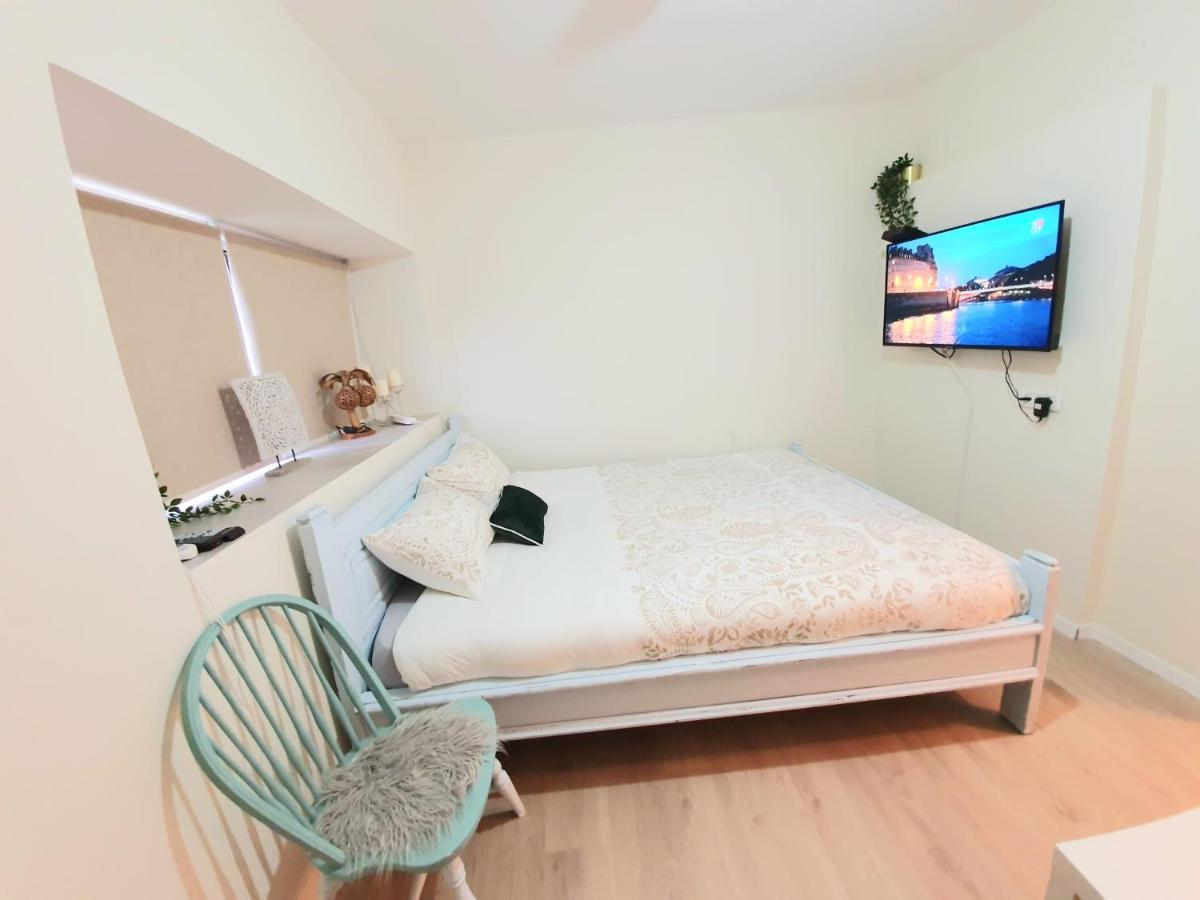 Sunshine Suite Boutique Only 5 Min Walk To The Beach - By Seaelo Ejlat Exteriér fotografie